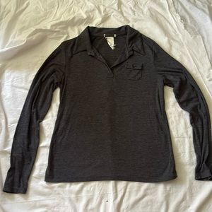 Charcoal ribbed knit ling sleeve shirt